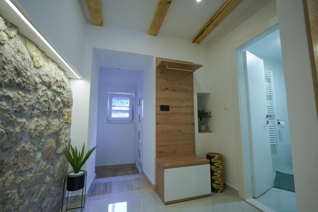 Apartment Ispod ure Sinj Zewnętrze zdjęcie