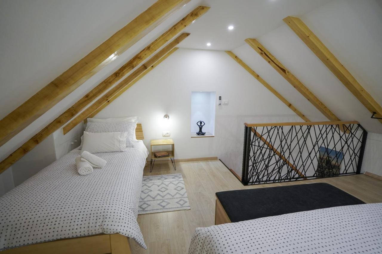 Apartment Ispod ure Sinj Zewnętrze zdjęcie
