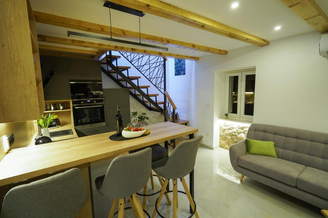 Apartment Ispod ure Sinj Zewnętrze zdjęcie